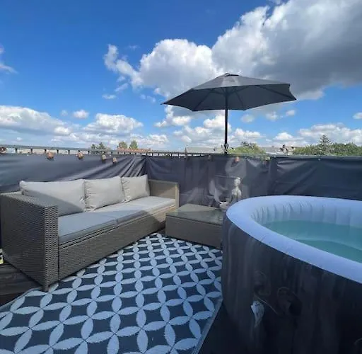 Pretty Rooftop Jacuzzi Chemnitz