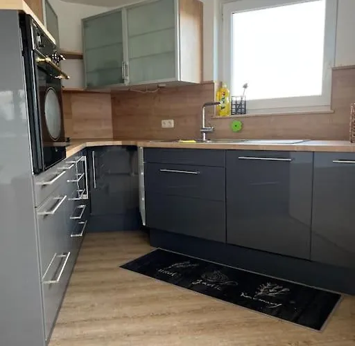 Apartment Pretty Rooftop Jacuzzi Chemnitz