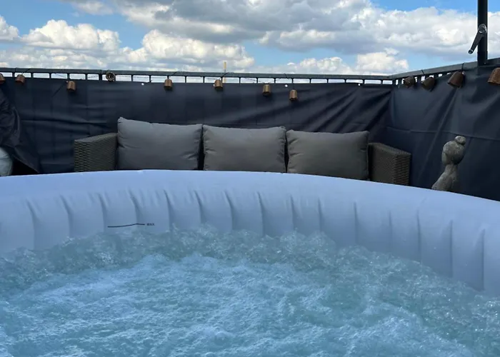 Διαμέρισμα Pretty Rooftop Jacuzzi